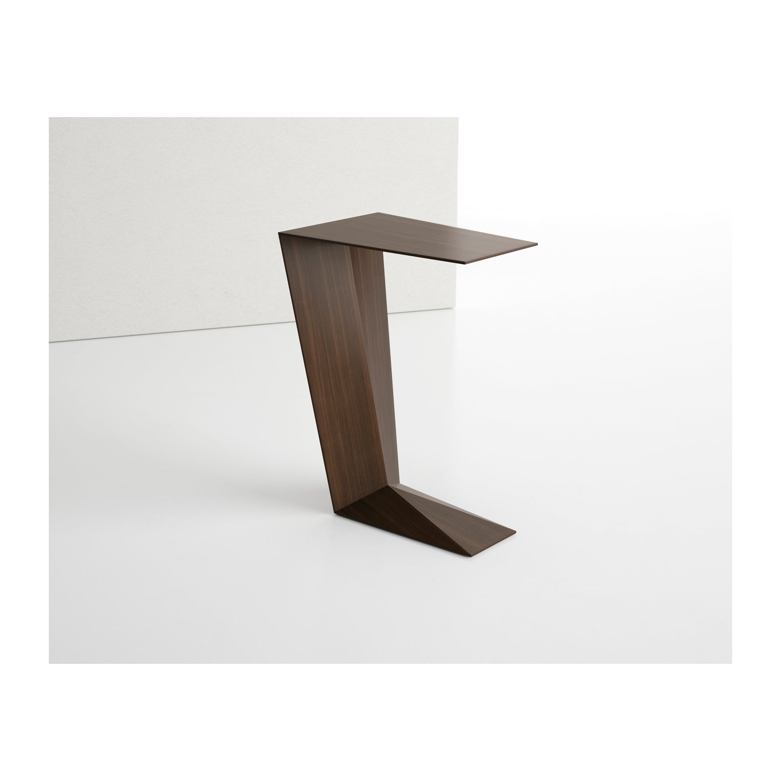Avant Cantilever Work Table