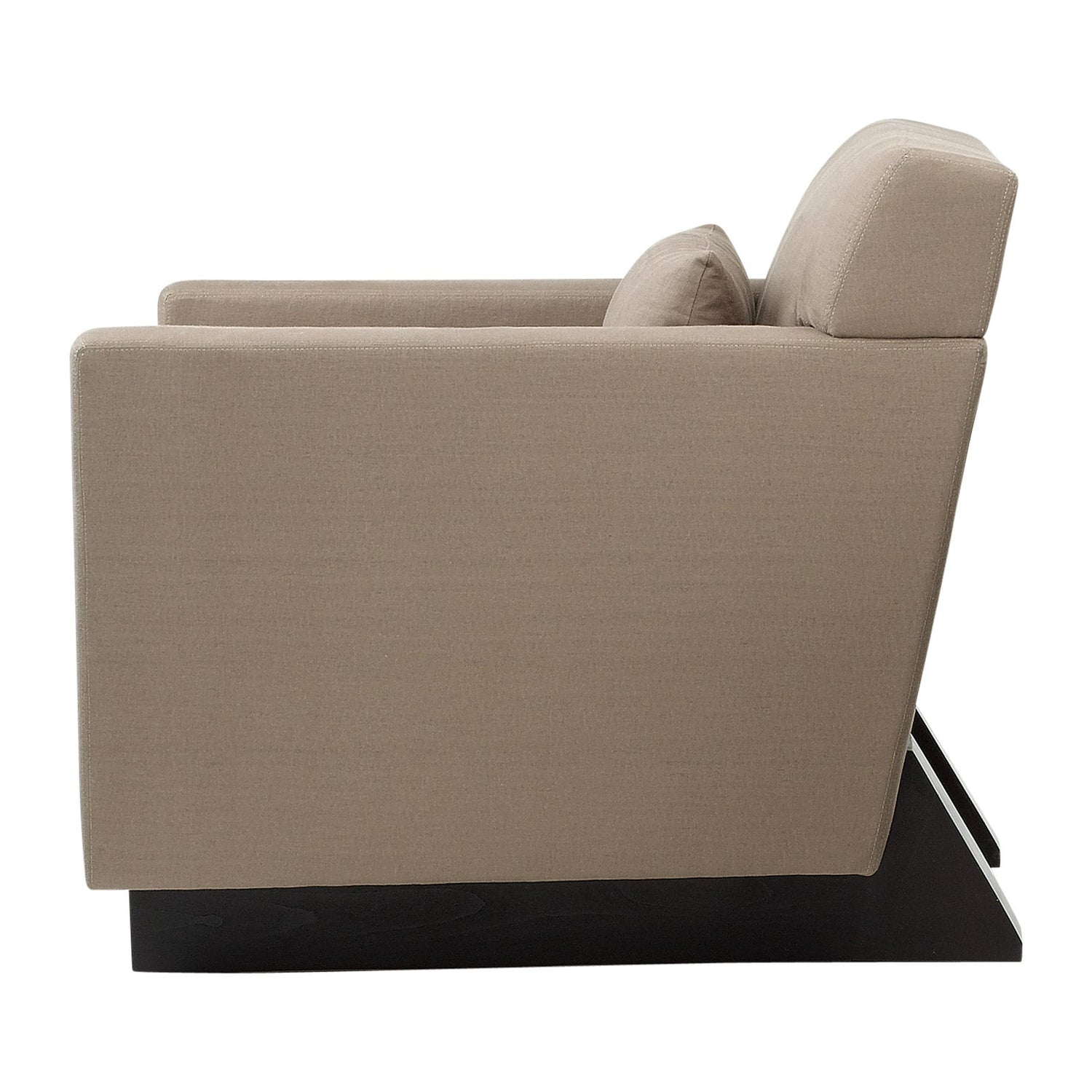 Kinkou Cantilevered Chair