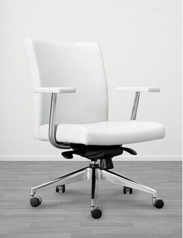 Syncro Chair designed by Brian Graham // Conference seating // Desk Chair