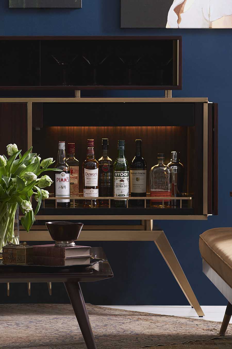 BF-13004RS_Hoxton Drink Cabinet with booze_The London Collection_Decca Home