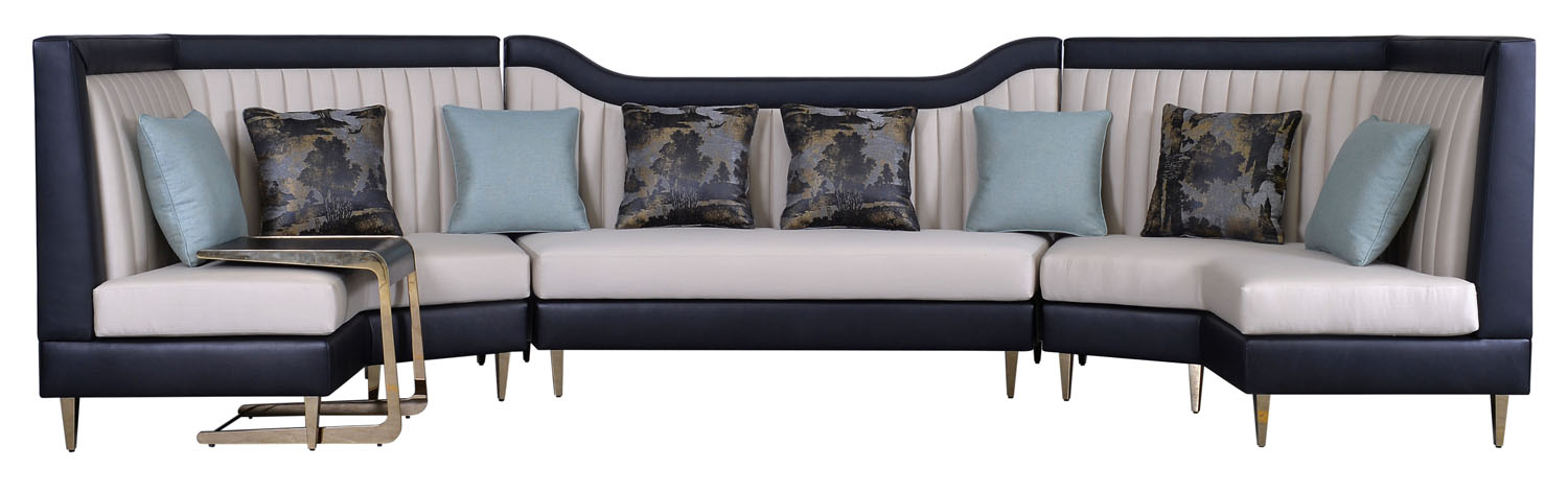 Mandarin Oriental Hyde Park luxury sofa by Decca